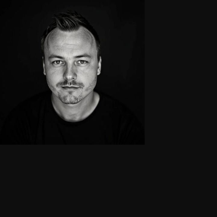 Portræt af fotograf Kenny Aaberg